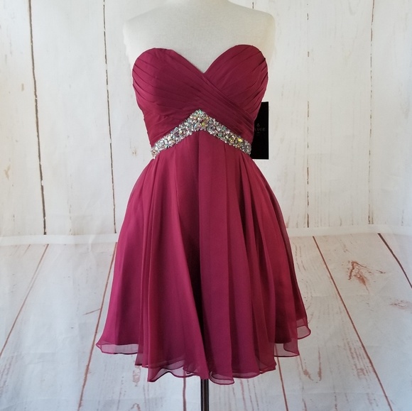 Alyce Paris Dresses & Skirts - Alyce Paris Strapless Short Ruched Chiffon Dress